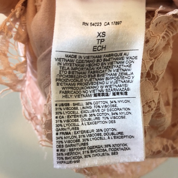 Banana Republic lace sleeveless top - Picture 8 of 9